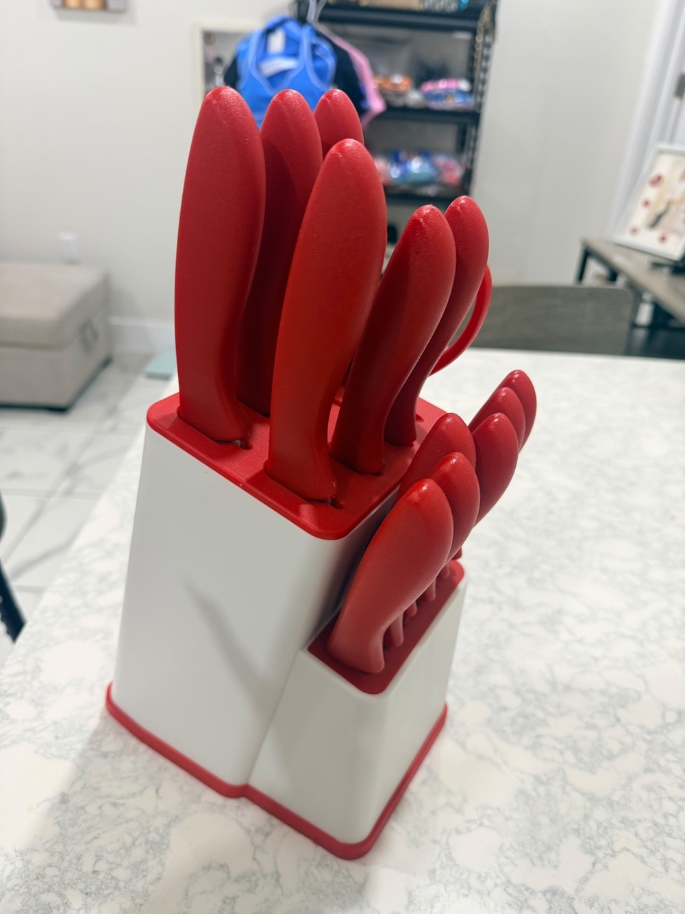 Red Handle Knife Set with White Block - Versatile Kitchen Cutlery